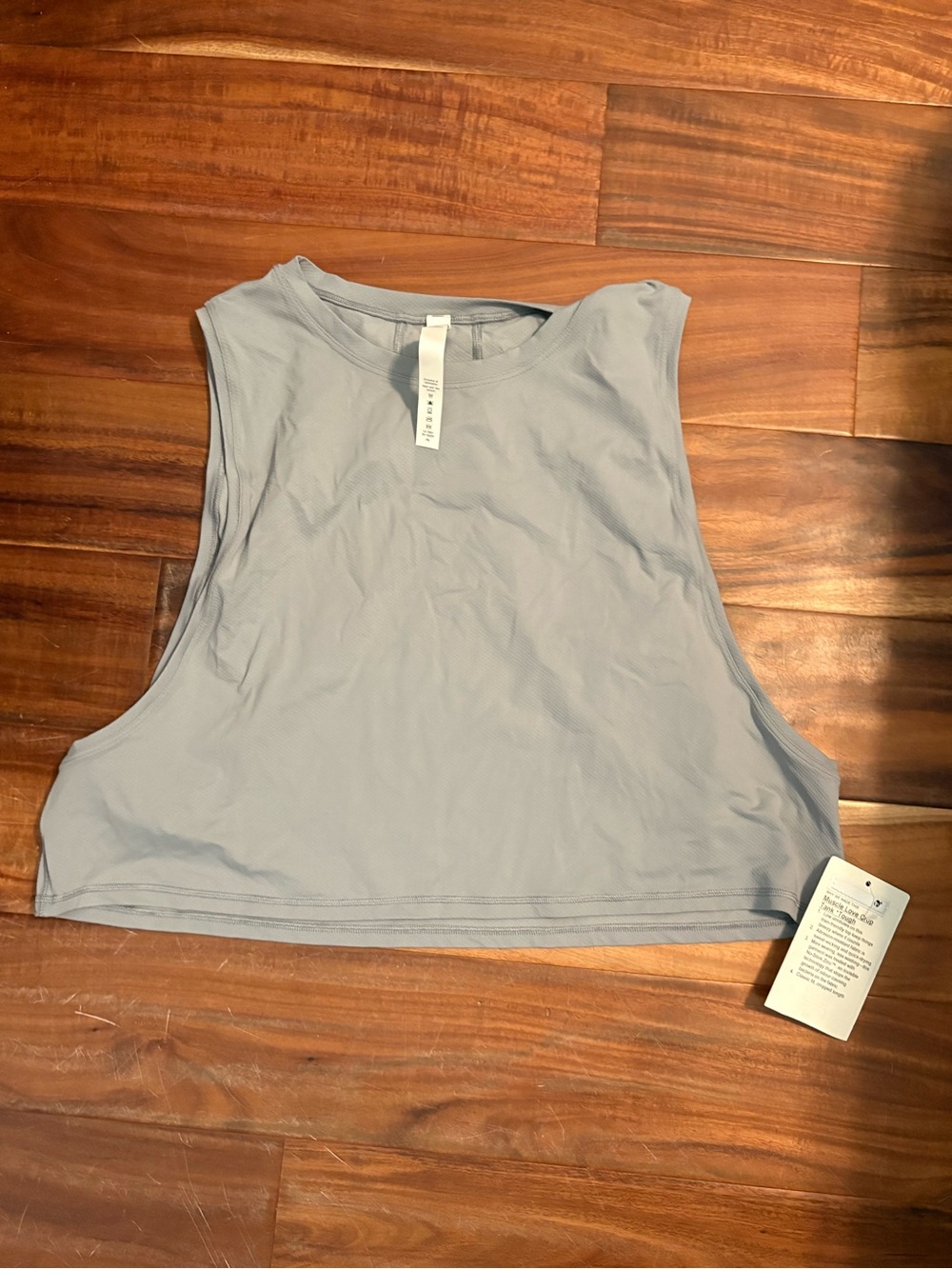 Lululemon Muscle Love Crop Tank Gray NWT Size 12 Sleeveless Workout Top (727)